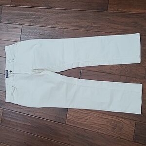 American Rag White Jeans size 32x30